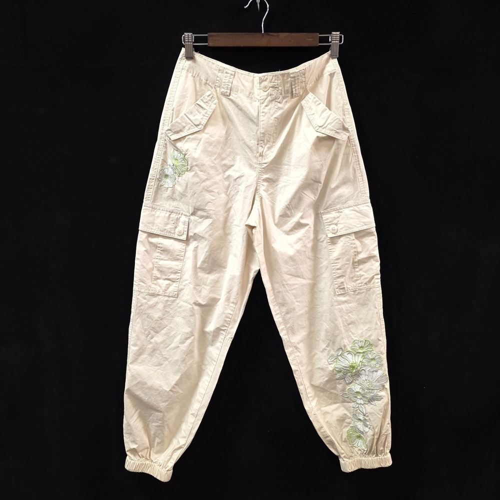 Forever 21 Womens Y2K Embroidered Cargo Pants Size M Cream Floral Joggers Street